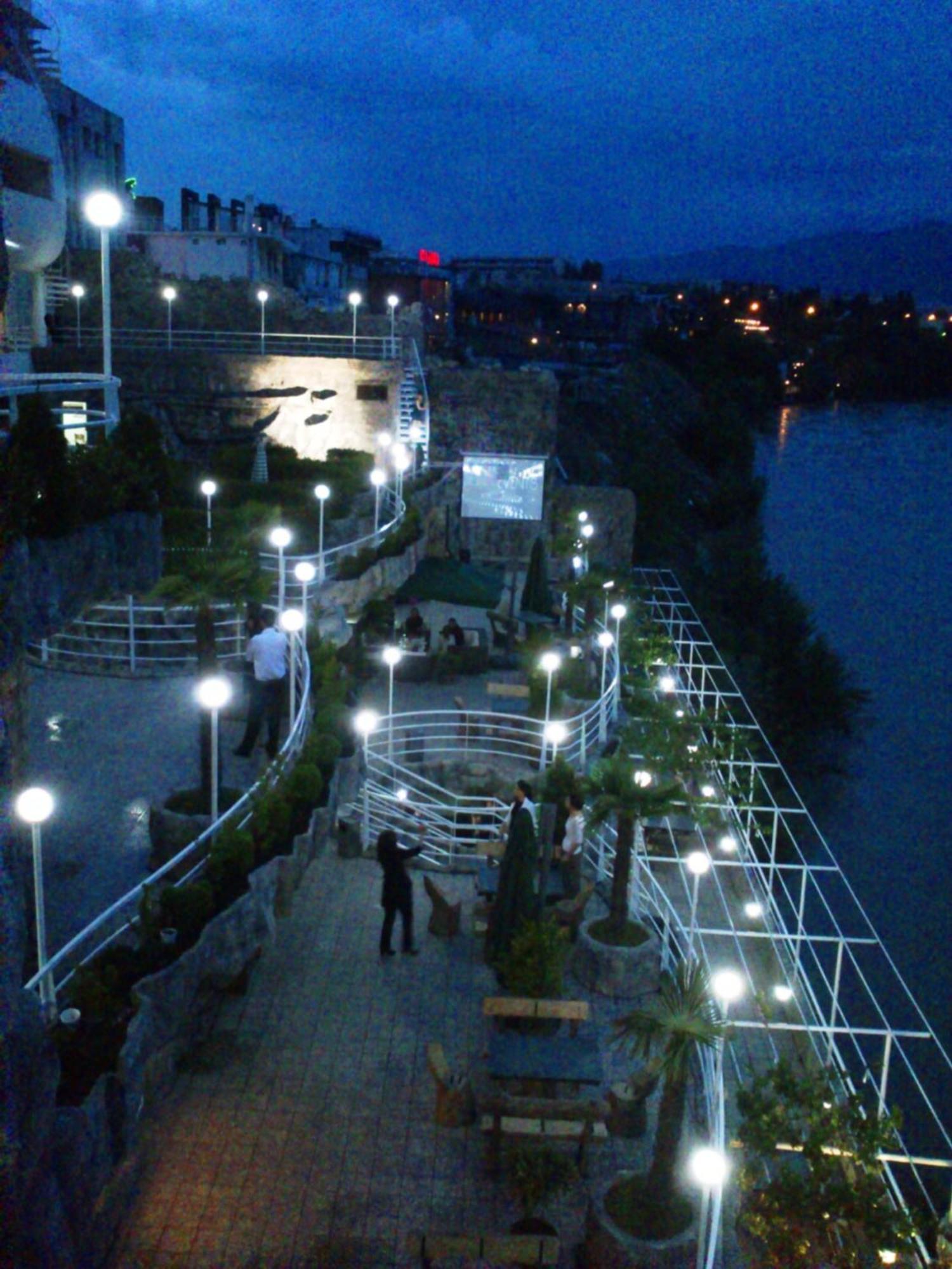Cruise Hotel Tbilisi Luaran gambar