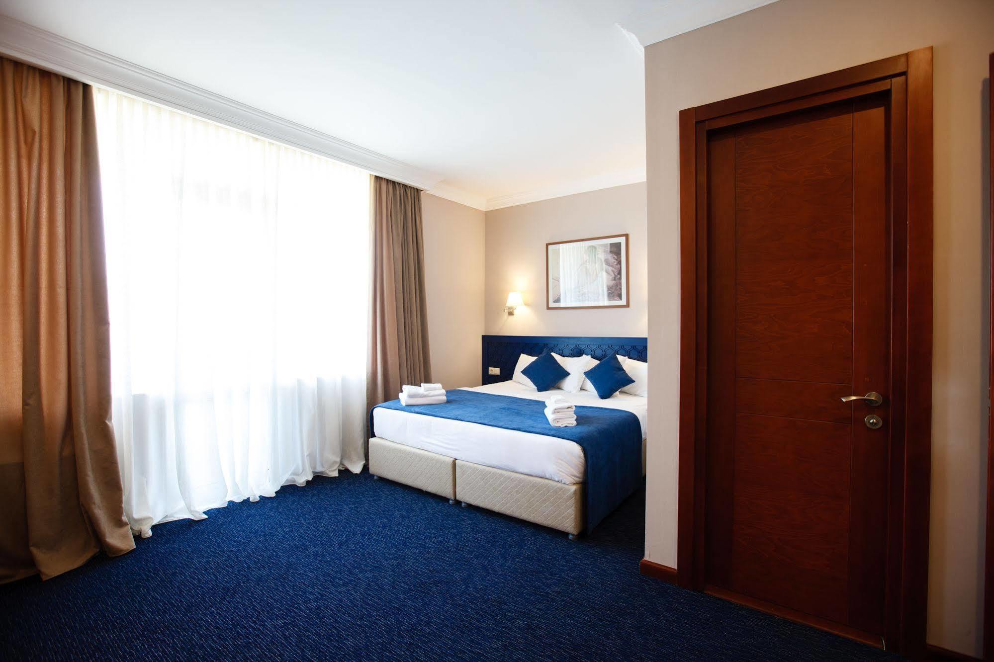 Cruise Hotel Tbilisi Luaran gambar